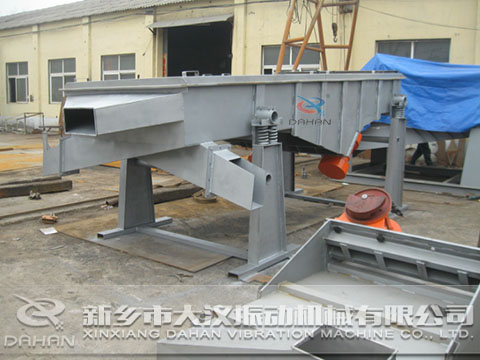 大型直線振動(dòng)篩 大型直線振動(dòng)篩