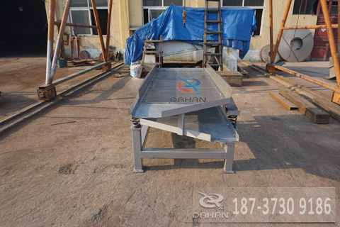 0715直線振動(dòng)篩 0715直線振動(dòng)篩