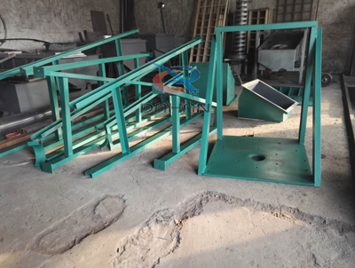 螺旋輸送機(jī)支架 螺旋輸送機(jī)支架